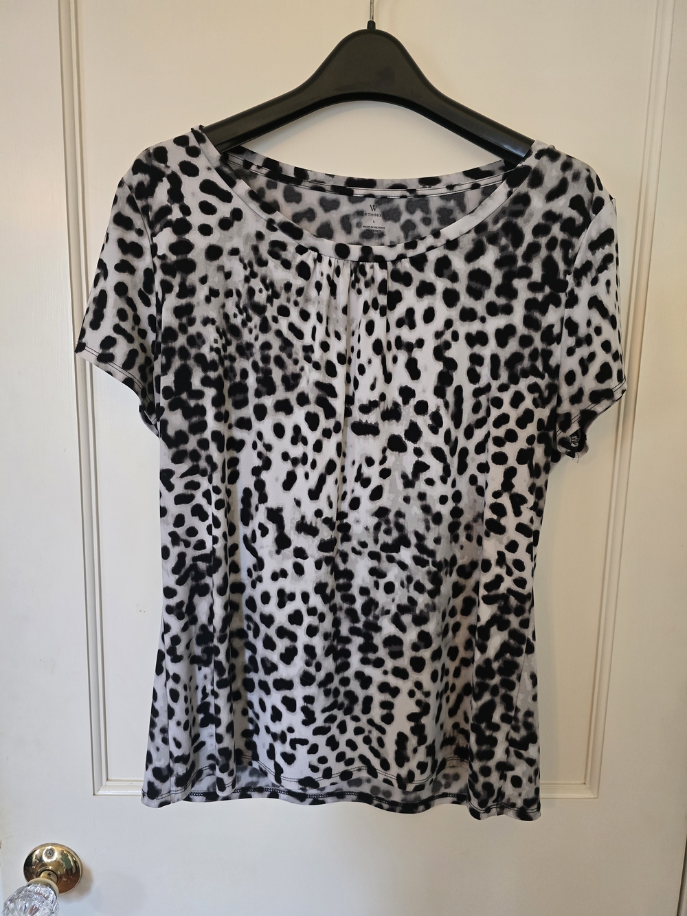Worthington Black & White With Brown Tones Leopard-Style Short Sleeve Top L